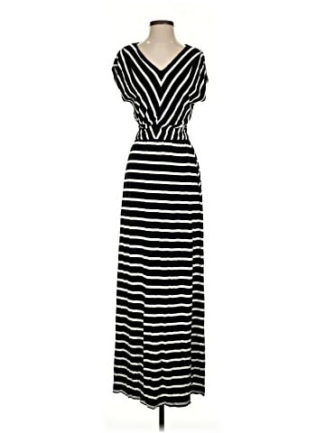 Mossimo Casual Dress (view 1)
