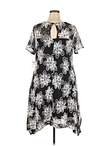 Signature by Robbie Bee Casual Dress (view 2)