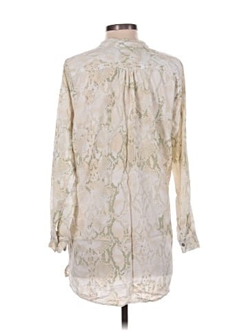 Karlie 3/4 Sleeve Blouse (view 2)