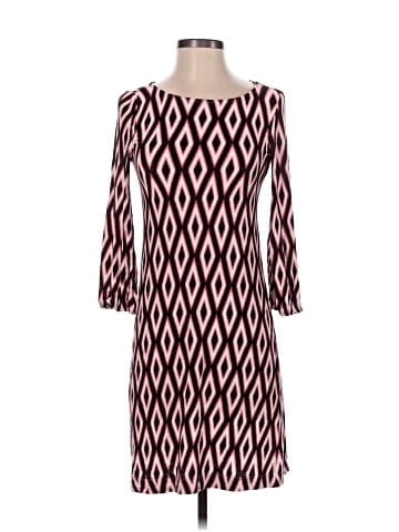 Hourglass Lilly Casual Dress (view 1)