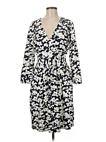 Elizabeth McKay Casual Dress (view 1)