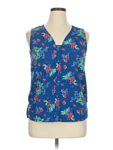 Sfera Sleeveless Blouse (view 1)