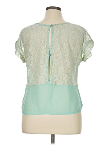 Urvana Short Sleeve Top (view 2)