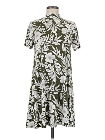 Everly Casual Dress (view 1)