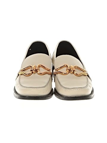 Zara Flats (view 2)