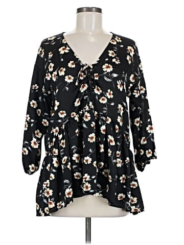 LUCCA 3/4 Sleeve Blouse (view 1)