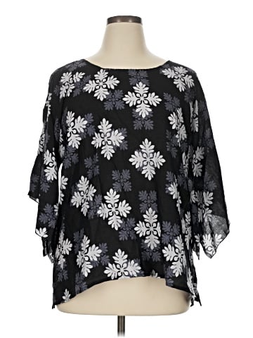 Parsley & Sage 3/4 Sleeve Blouse (view 1)