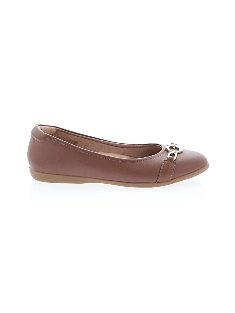 Pre-owned Naturalizer Flats In Brown