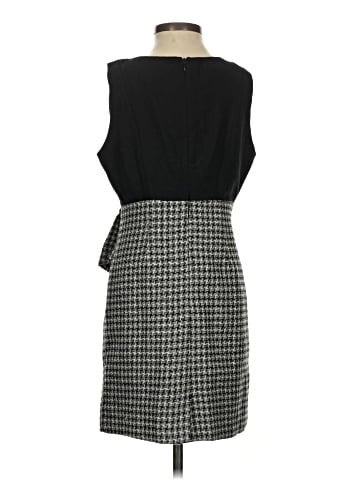 Esley Casual Dress (view 2)