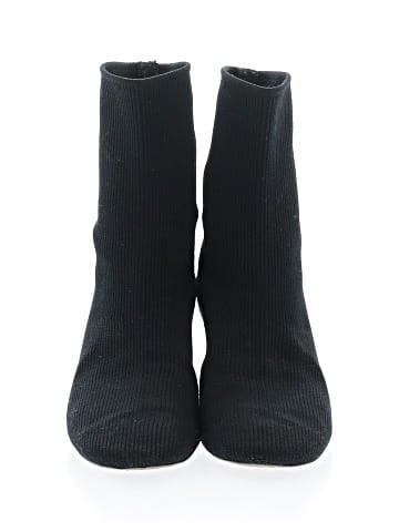 Vince. Ankle Boots (view 2)
