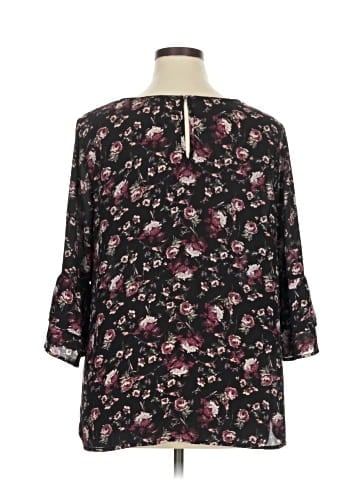 Eyeshadow 3/4 Sleeve Blouse (view 2)