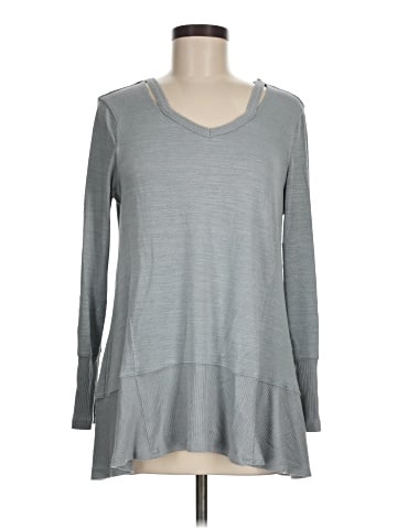 Cupio Pullover Sweater (view 1)