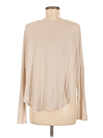Everly Long Sleeve T-Shirt (view 2)