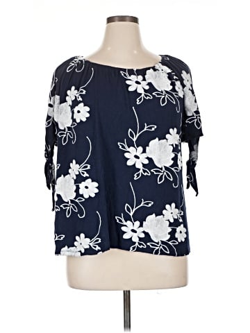 Liv Los Angeles 3/4 Sleeve Blouse (view 1)