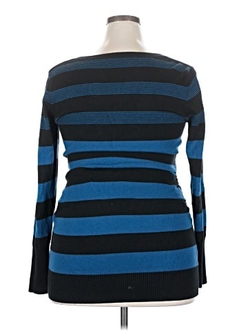 Liz Lange Maternity for Target Pullover Sweater (view 2)