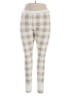 Old Navy Checkered-gingham Ivory Casual Pants Size XL - photo 1