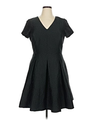 Banana Republic Cocktail Dress (view 1)