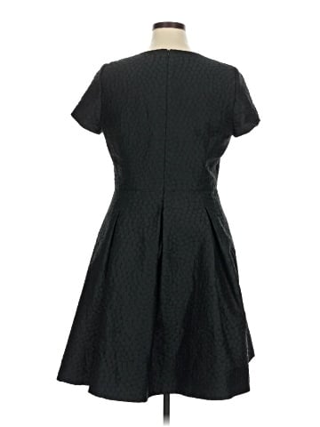 Banana Republic Cocktail Dress (view 2)