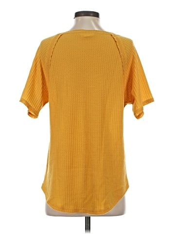 LoveRiche Short Sleeve T-Shirt (view 2)