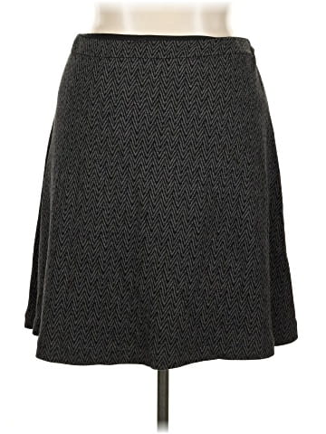 Lyssé Formal Skirt (view 2)