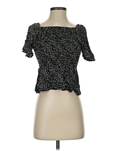 Urban Romantics Short Sleeve Top (view 1)