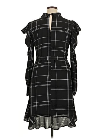 Julia Jordan Casual Dress (view 2)