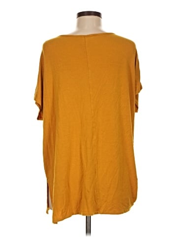 A.gain Short Sleeve Top (view 2)