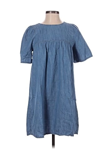 Old Navy Casual Dress (view 1)