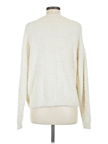 Time and Tru Pullover Sweater (view 2)