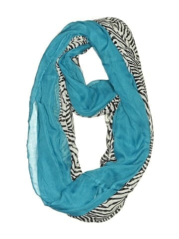 Cejon Scarf (view 1)