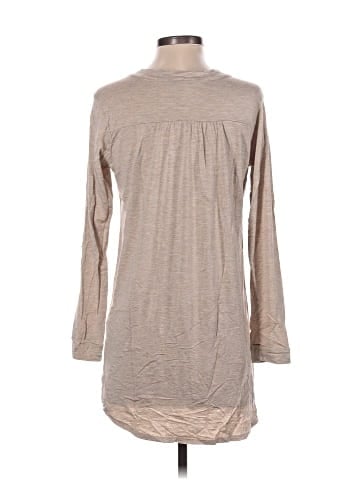 Dina Be Long Sleeve Henley (view 2)