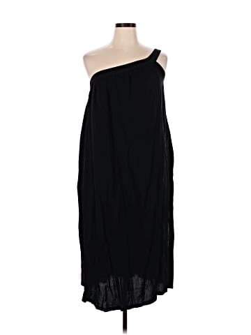 Old Navy Cocktail Dress (view 1)