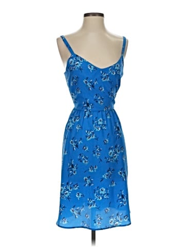 Ann Taylor LOFT Outlet Cocktail Dress (view 1)