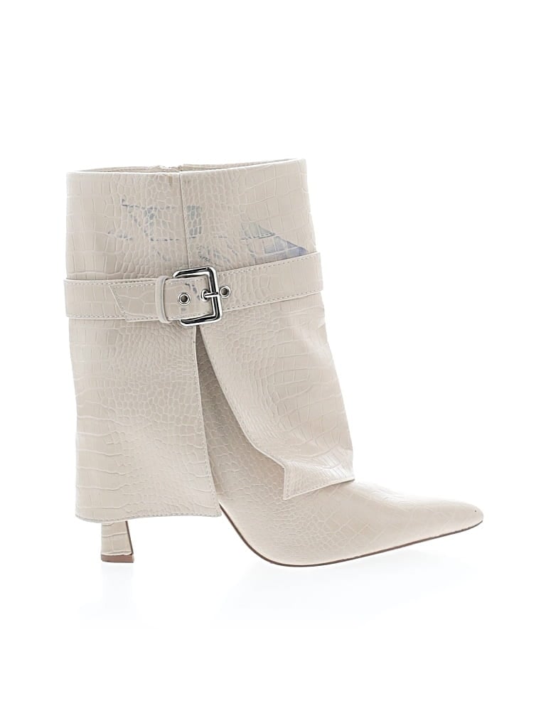 Pre-owned Shoedazzle Ankle Boots In White