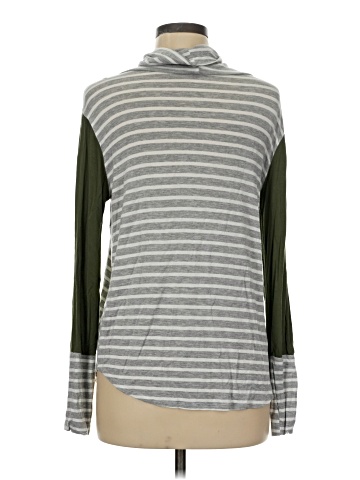 7th Ray Long Sleeve Turtleneck (view 2)