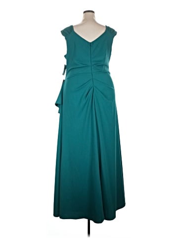 Alex Evenings Cocktail Dress (view 2)