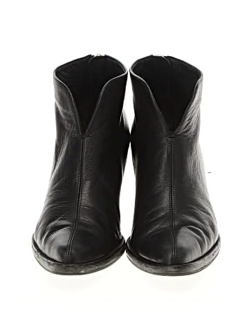 Vince. Ankle Boots (view 2)