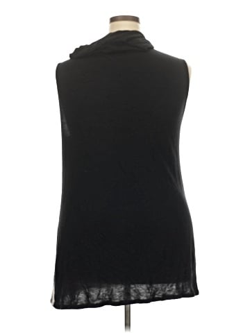 Free Kisses Sleeveless T-Shirt (view 2)