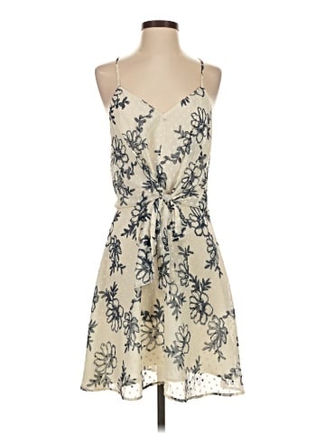 19 Cooper Casual Dress (view 1)