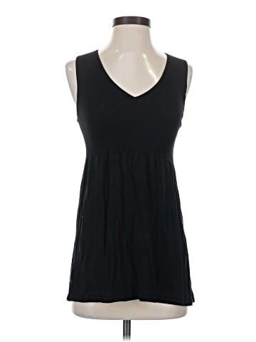 Studio M Sleeveless Blouse (view 1)