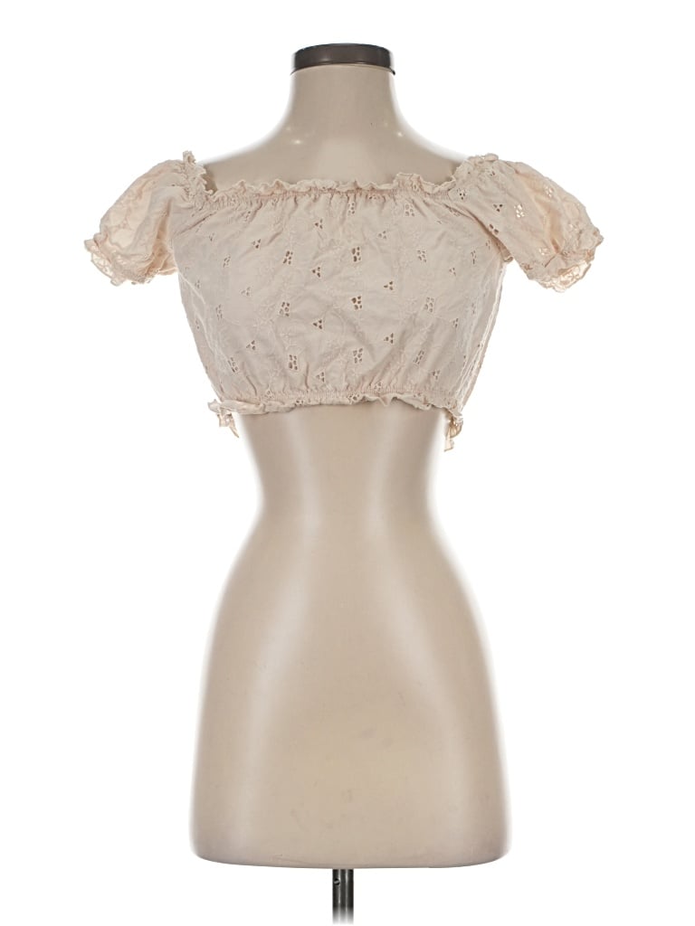 Pre-owned Love Tree Sleeveless Blouse In Ivory