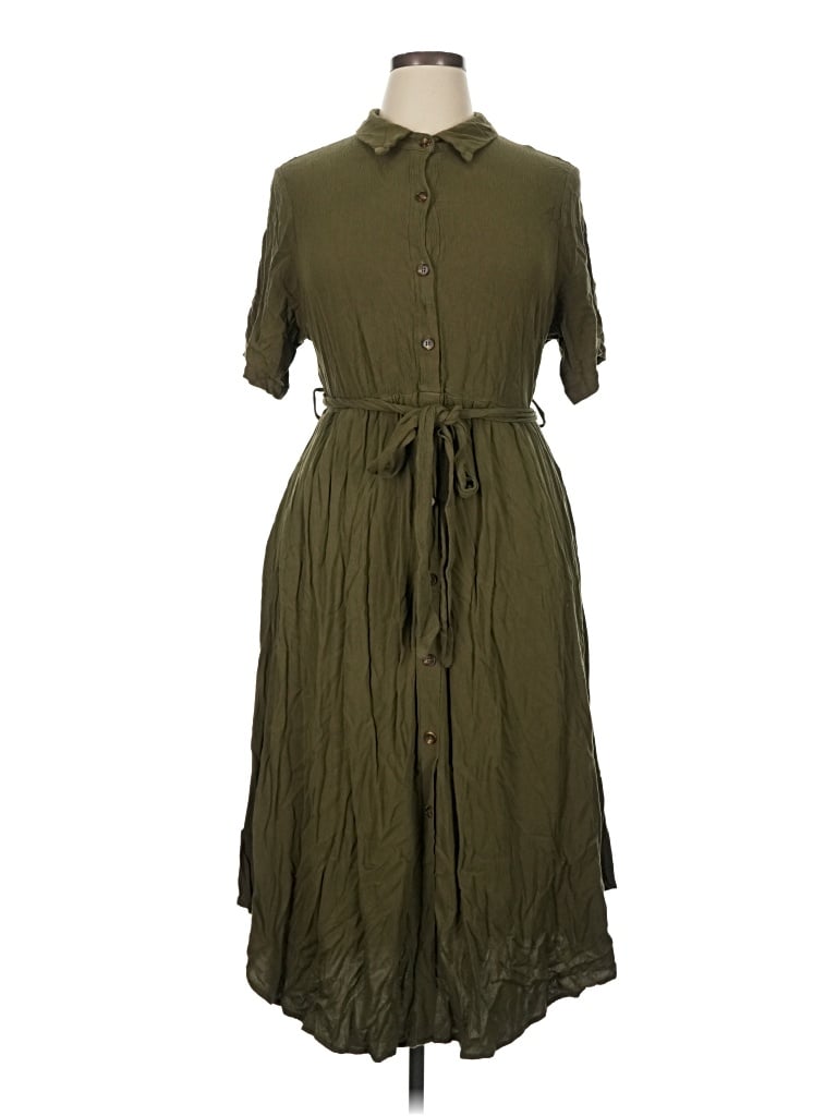 Pre-owned Bloomchic Casual Dress In Green