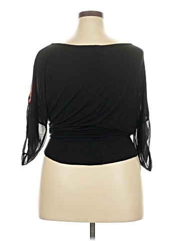 Bongo 3/4 Sleeve Blouse (view 2)