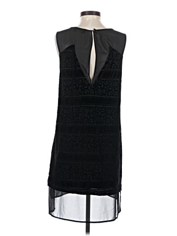 Astr Sleeveless Top (view 2)