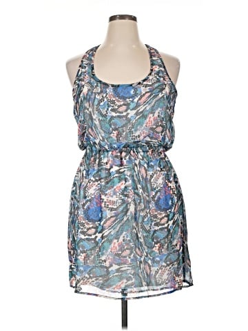 Eyeshadow Casual Dress (view 1)