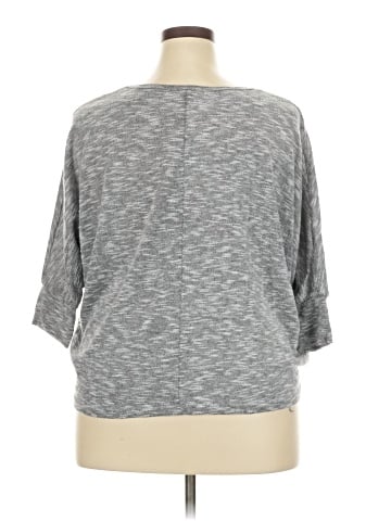 Rouge 3/4 Sleeve Top (view 2)