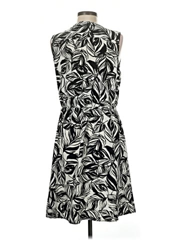 Mossimo Cocktail Dress (view 2)