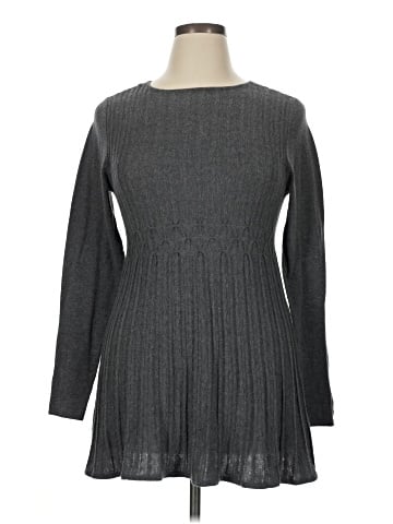 Daisy Fuentes Pullover Sweater (view 1)