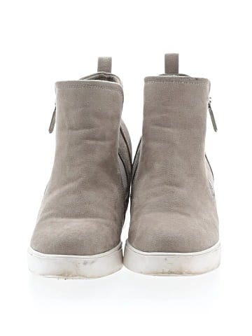 AK Anne Klein Ankle Boots (view 2)