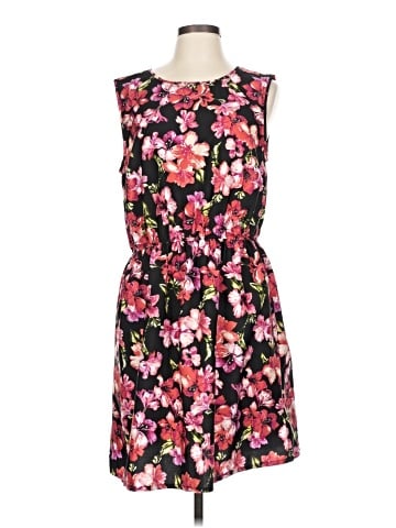 Jolie Casual Dress (view 1)
